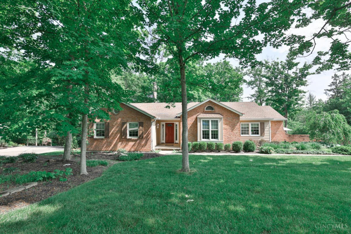 6131 SQUIRRELWOODS LN, GREEN TWP, OH 45247, photo 1 of 56